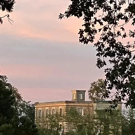 Dom wakacyjny Magnifique Maison De Maitre Saumuroise